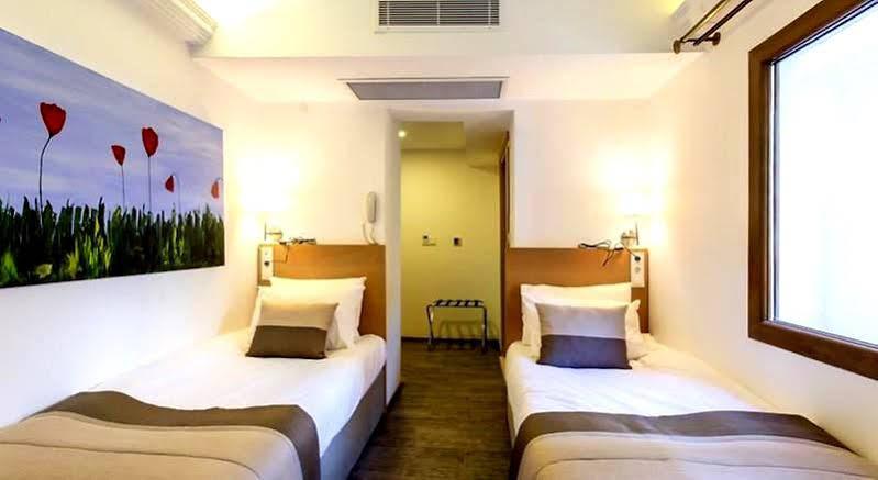 Otel Mb